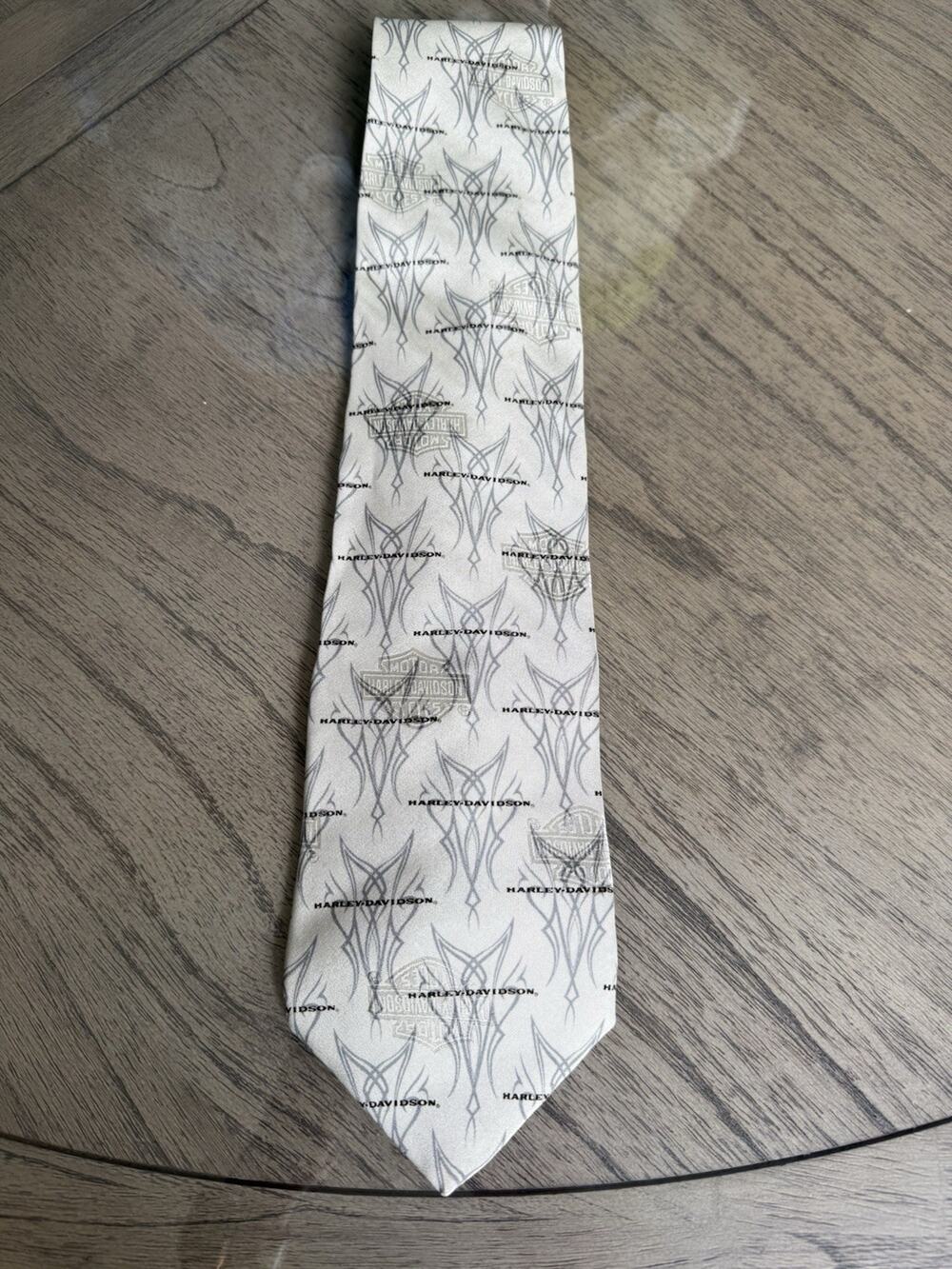 Vintage 1999 HARLEY DAVIDSON HD TATTOO PATTERN MENS TIE 100% SILK MADE IN USA